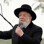Grand-rabbin d'Israël et de Tel Aviv: Israel Meir Lau. כזה ראה וקדש
